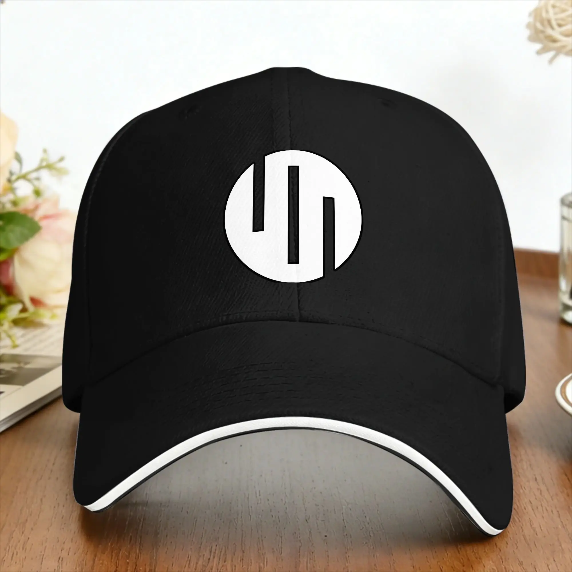Outdoor Hunting Tv Shows - Topi Bisbol Kasual Logo Lambang Viltrumite