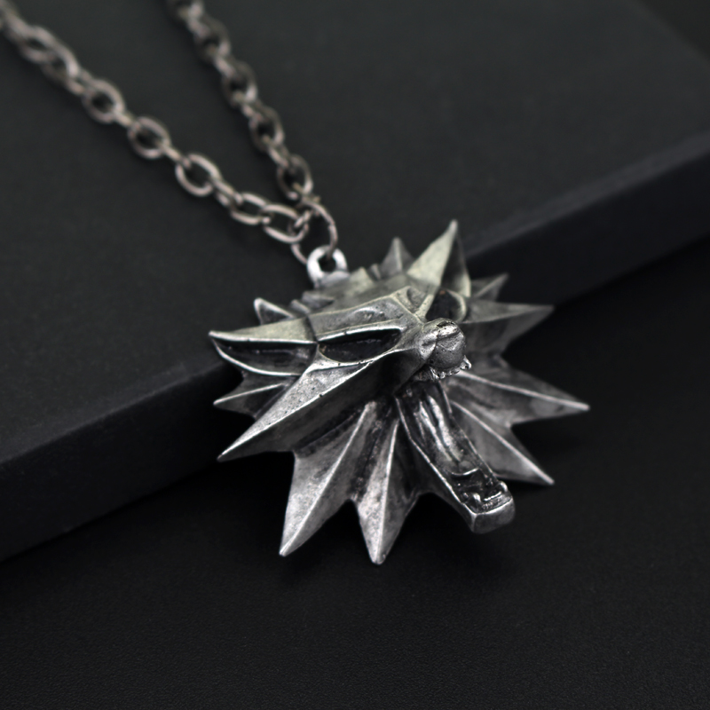 Kalung liontin kepala serigala - Wildman Hunting & Outdoor ulasan dan harga